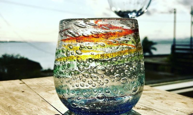 虹色泡グラス。